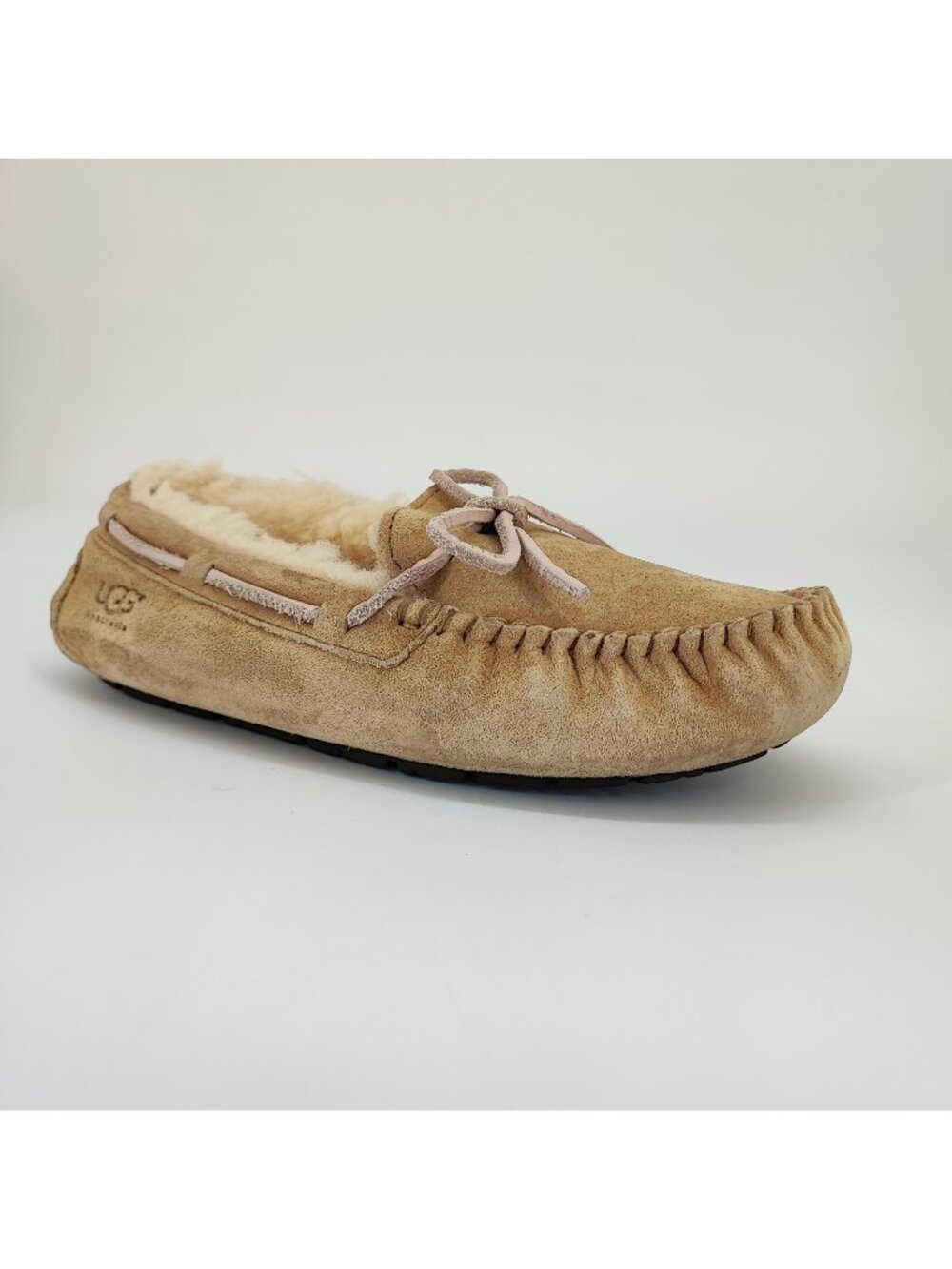 UGG Dakota Women's Size 7 US Slippers Light Brown Suede Moccasins 5612